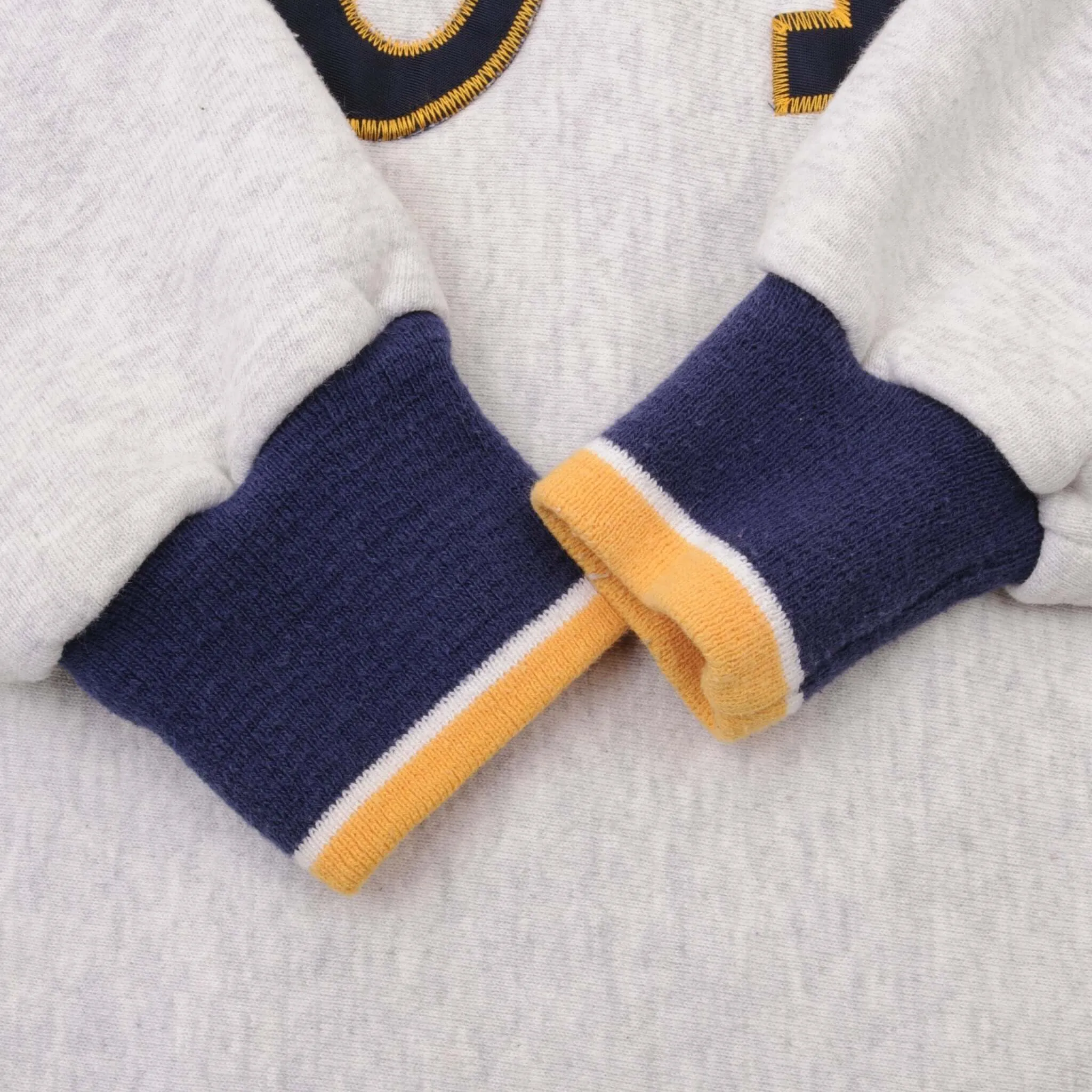 VINTAGE NBA PACERS SWEATSHIRT SIZE 2XL MADE IN USA