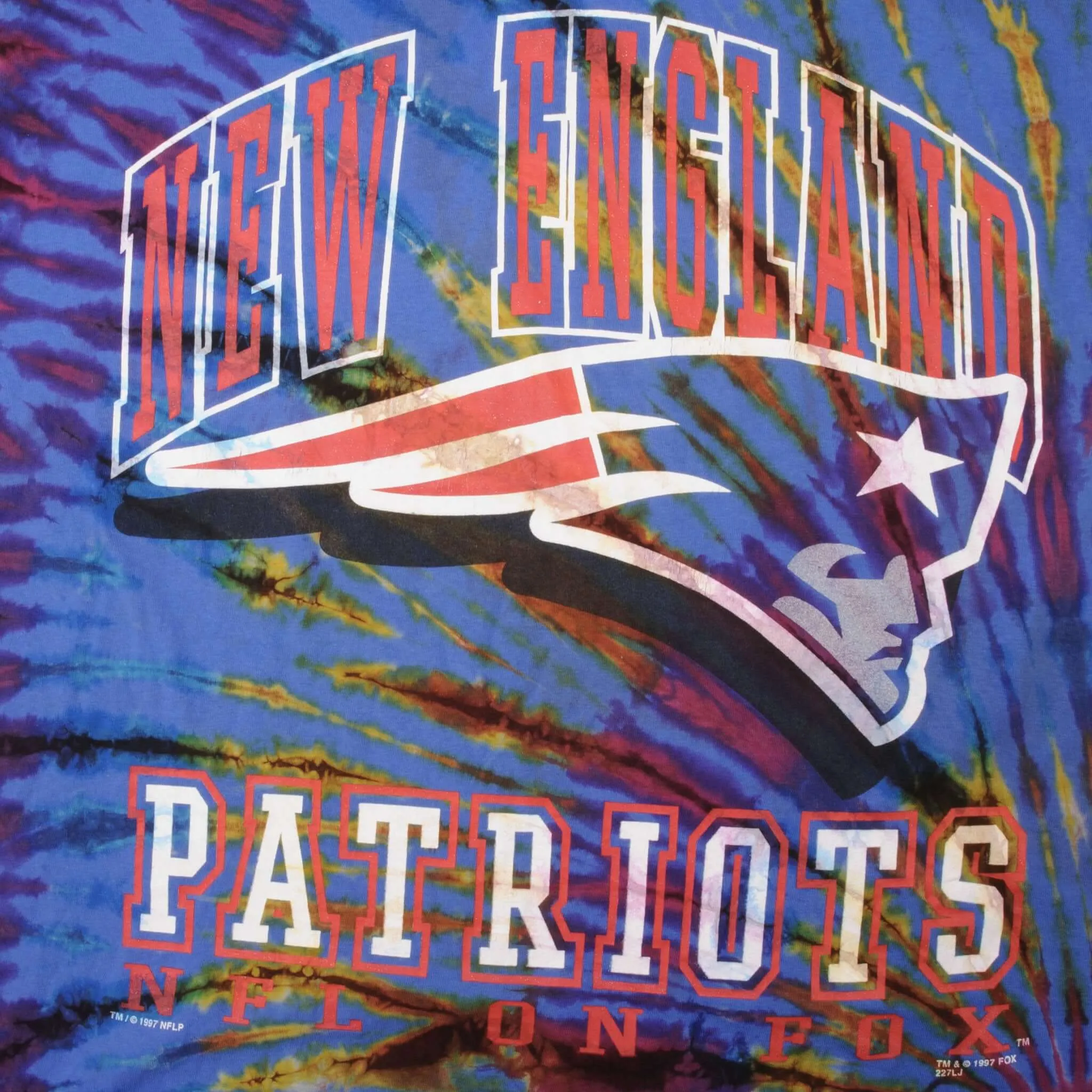 VINTAGE NFL TIE DYE NEW ENGLAND PATRIOTS TEE SHIRT 1997 SIZE LARGE MADE IN USA