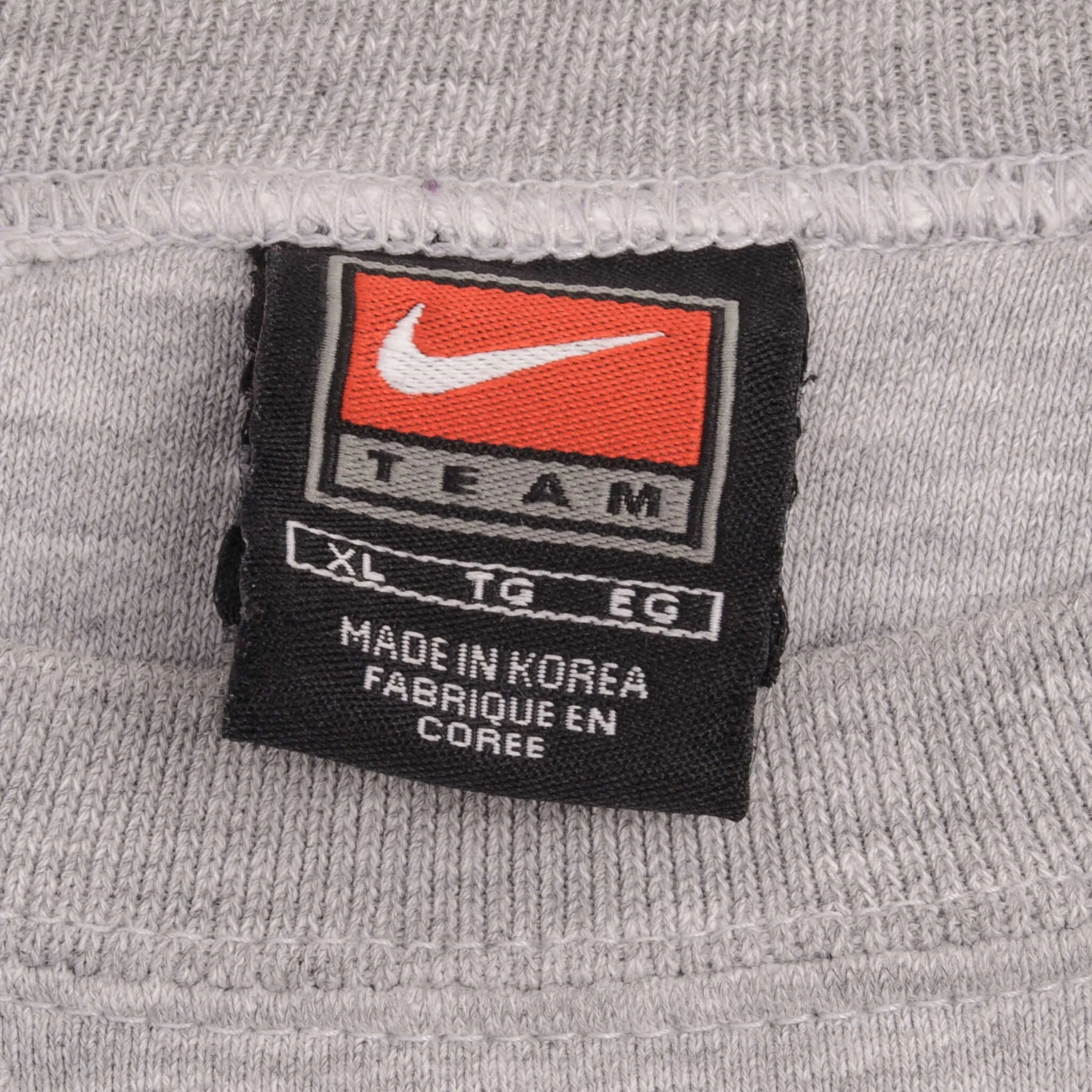 VINTAGE NIKE NCAA CAROLINA BASKETBALL GREY SWEATSHIRT 1990S SIZE XL